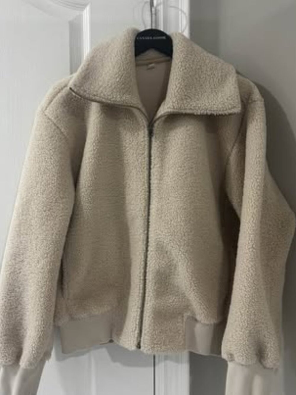 Uniqlo Cream Sherpa Fleece Jacket - Size L
